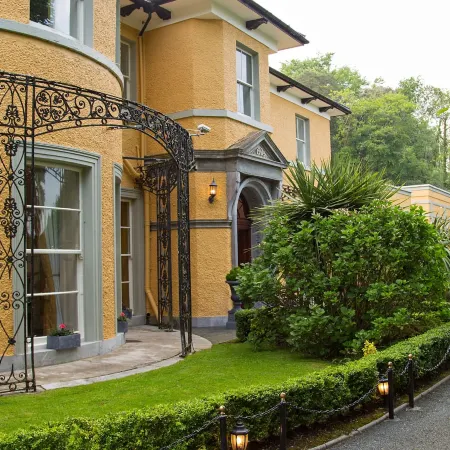 Cork's Vienna Woods Hotel & Villa's