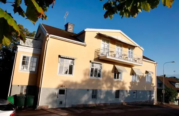 阿德爾斯酒店與娛樂中心