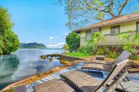 Paradise Bay Resort Hotels in Kahaluu