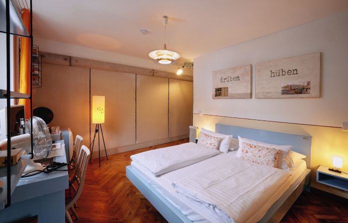 18Arts Hotel - Living in a Gallery!