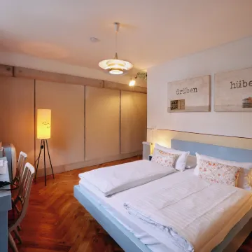 18Arts Hotel - Living in a Gallery! Hotels near Cologne City Hall