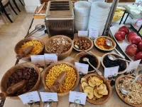 Steigenberger Cecil Hotel - breakfast