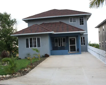 Soleil Palm View Villa Hoteles en Priory