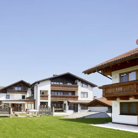Maximilian Appartements