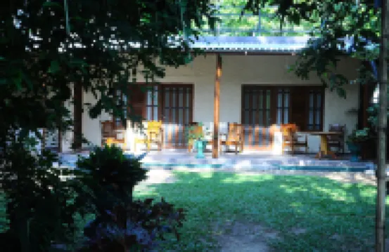 烏達瓦拉維丁星野生動物園旅館