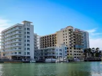 ChartHouse Clearwater Beach Marina Hotel - Resorts