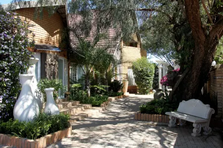 Selati Guesthouse Отели в г. Западный Ранд