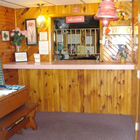 Cedar Grove Motel