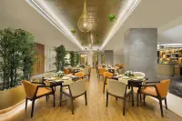 Taj Gandhinagar Resort and Spa - Frühstück