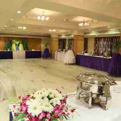 Hotel Amarvilas Dining/Meeting Rooms