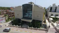 Club Hotel Sunbel โรงแรมใกล้หาดเบลดิบี