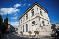 Miramare Apartments&Suites Hotels in 