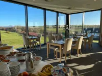Comis Hotel & Golf Resort Hotels in Douglas