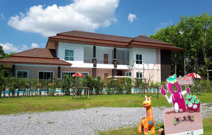 Pool House Lanska
