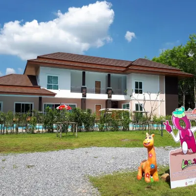 Pool House Lanska Hotels near Khiriwong rope bridge