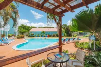 Bay Gardens Marina Haven Hotels in Gros Islet