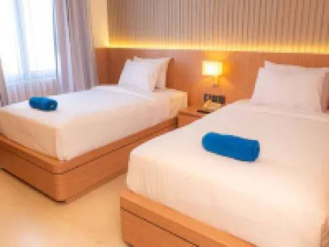 Derawan Indah Hotel Hotels in Bugis