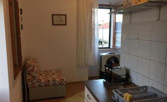 Apartmani Loredana - One-Bedroom Apartment with Sea View