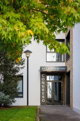 Apartamentos Congreso Parking Gratuito Hotels in Logrono