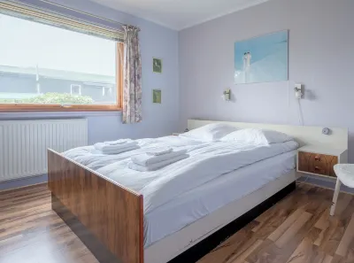 Charming 2-bedroom home - 20min walk to city centre Hotels in 
