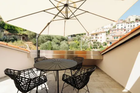 Cadamare Charming Rooms in Portovenere