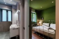 Home Three Colors - by MyHomeInComo - Apartment