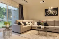 Golf View Home by Stayjade - balcony