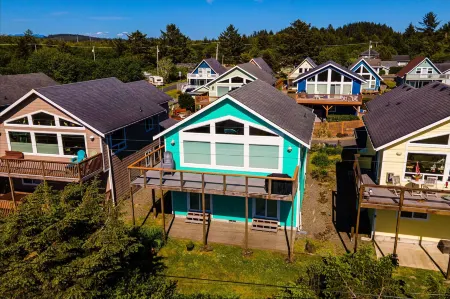 Salty Mermaid in Pacific Beach