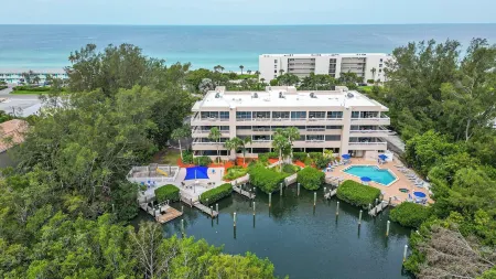 Longboat Bay Club