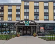 Quality Hotel & Suites at the Falls Hôtels à : Niagara Falls