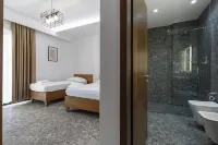Hotel Center