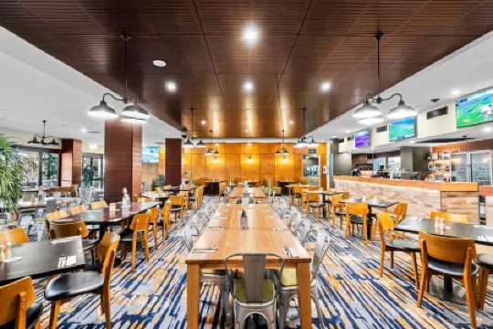 Morayfield Tavern Отели в г. Кабулчер