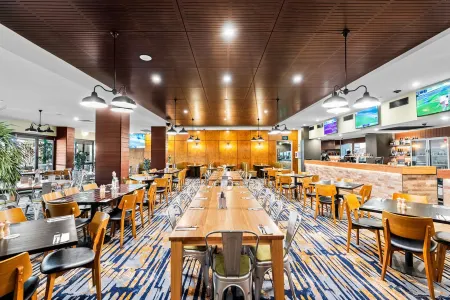 Morayfield Tavern Отели в г. Кабулчер