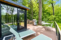 Tranquil Escape - Hot Tub, Fire Pit, Kayaks Hotels in Page County