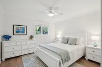“Still in the Dunes”, Golf & Dining, Screened Porch, Ping Pong, Heart of Iop