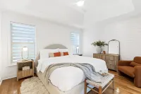 Luxury Retreat &Heated Pool Downtown Simpsonville-Game Room and more Up to 8 ppl Hotels in Simpsonville