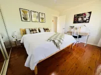 Verandah @ West Pennant Hills with Kingsize Bed and off street parking