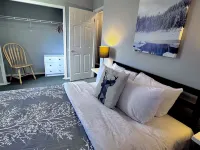 Canadian Rockies Chalets