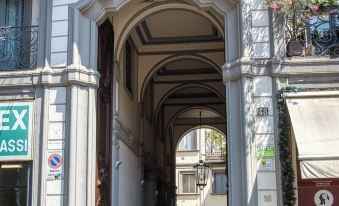 Joivy Cute Apt Near Guastalla Gardens