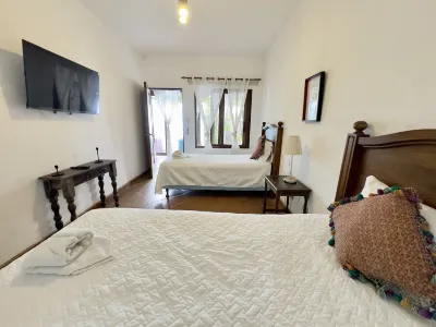 El Calvario Lofts Hotels in Santa Ana