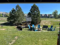 Coyote Mountain Lodge