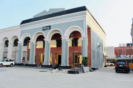 The Loya Hotel Отели в г. Муктсар