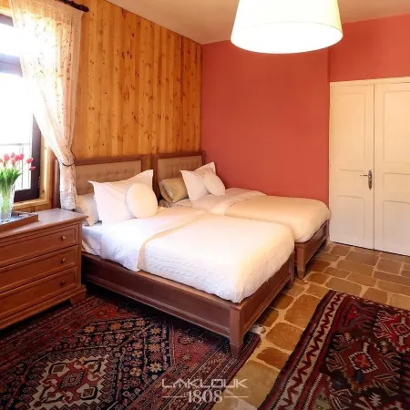 Laklouk 1808 lodge by Hansa