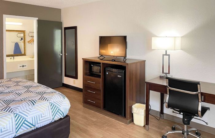 Motel 6 Opelika, Al