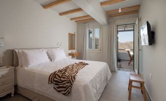 Castello Amorgos Suites