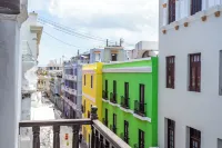 153 Luna by Stay with Bear - Apartments