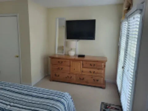 Lake front cottage with dock