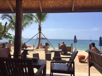 Koh Ngai Paradise Beach Resort - de playa