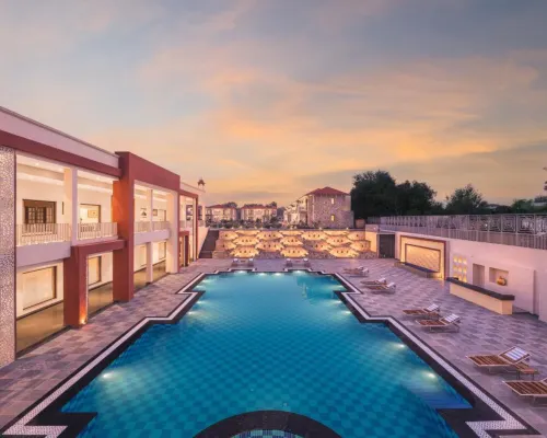 북마크 리조트 조기 마할 란탐보레