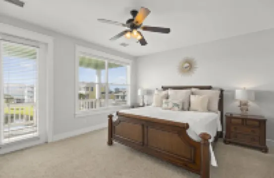 Beautiful Pointe West Beach House w/Great Sunsets, Beach, Bay Views & Pet Ok